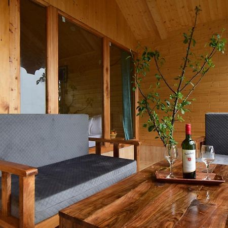 Tree House Latos Tandi Hotel Jibhi Buitenkant foto