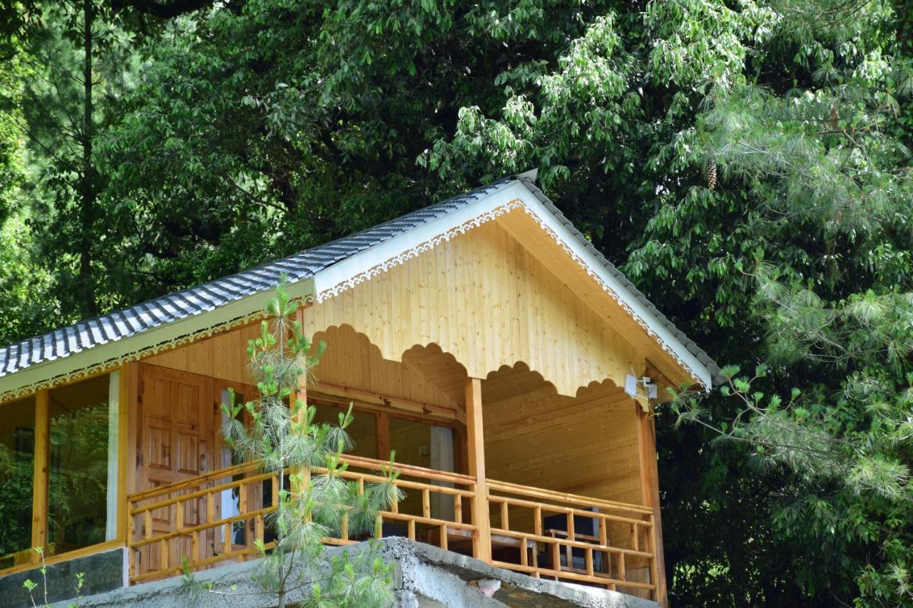 Tree House Latos Tandi Hotel Jibhi Buitenkant foto