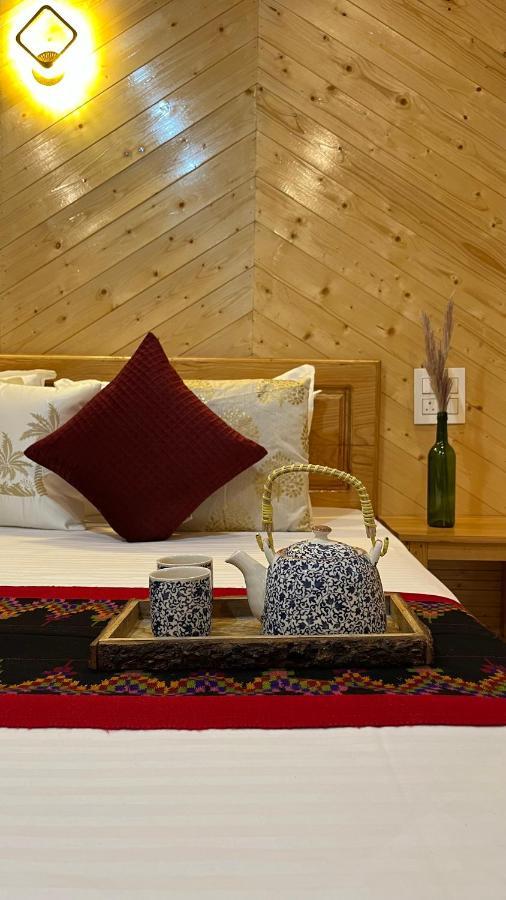 Tree House Latos Tandi Hotel Jibhi Buitenkant foto