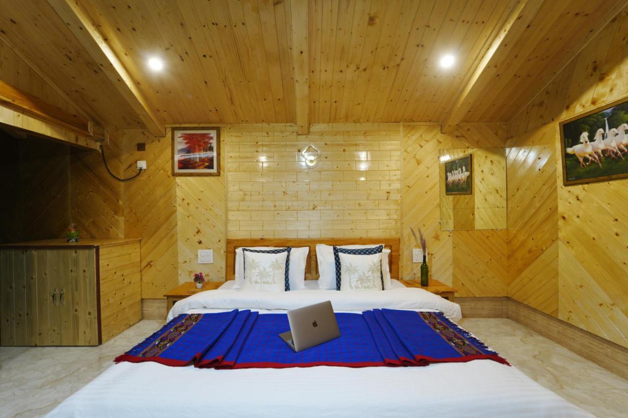 Tree House Latos Tandi Hotel Jibhi Buitenkant foto